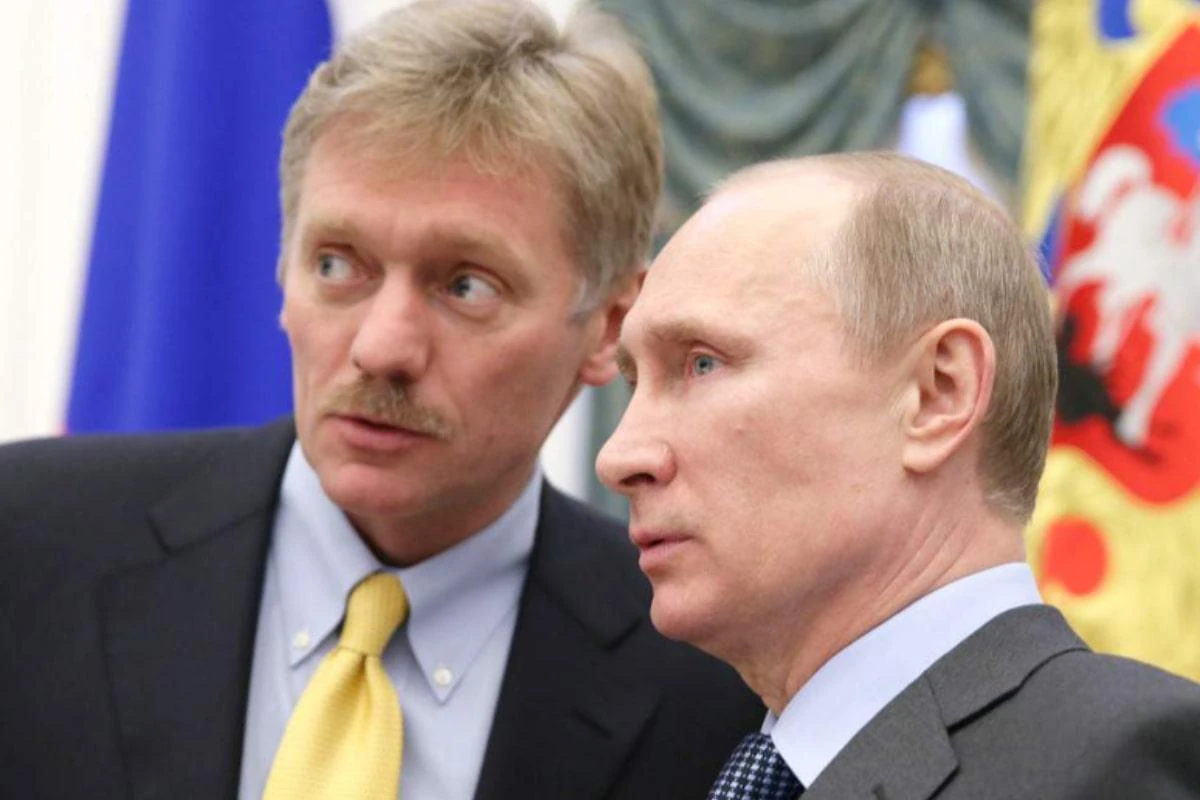 Дмитро Пєсков під час брифінгу в Кремлі