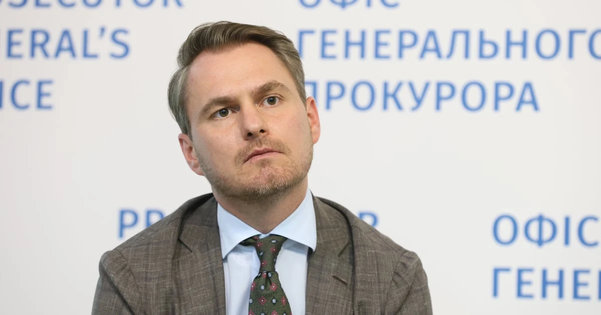 Ролі Зеленського, Кравченка та антикорупційних органів у справі указу № 905/2026