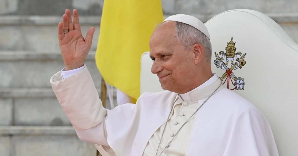 Папа Лев XIV з лікарні попросив Путіна про гуманітарне перемир’я для Олешок