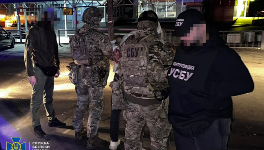 У Рівному СБУ затримала агента РФ, який готував підрив автобуса з військовими